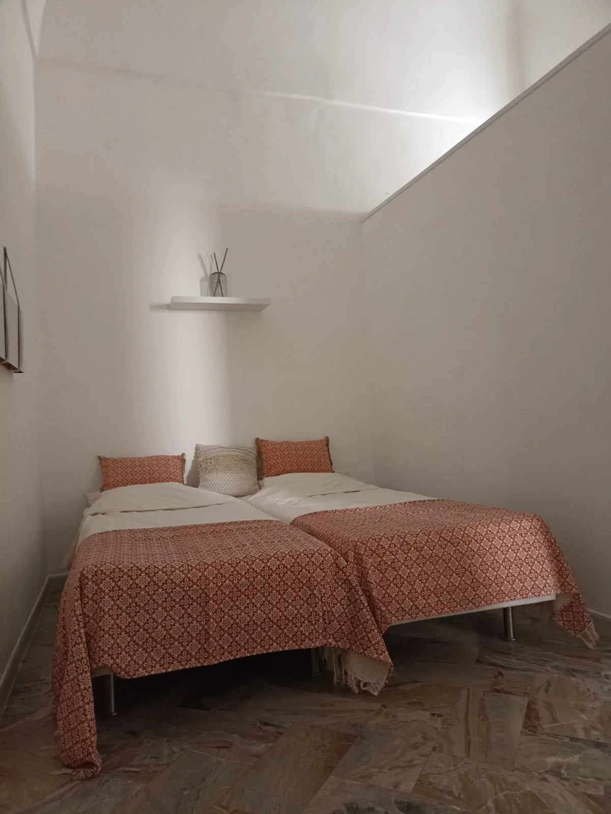 Deuxième chambre, lits jumeaux